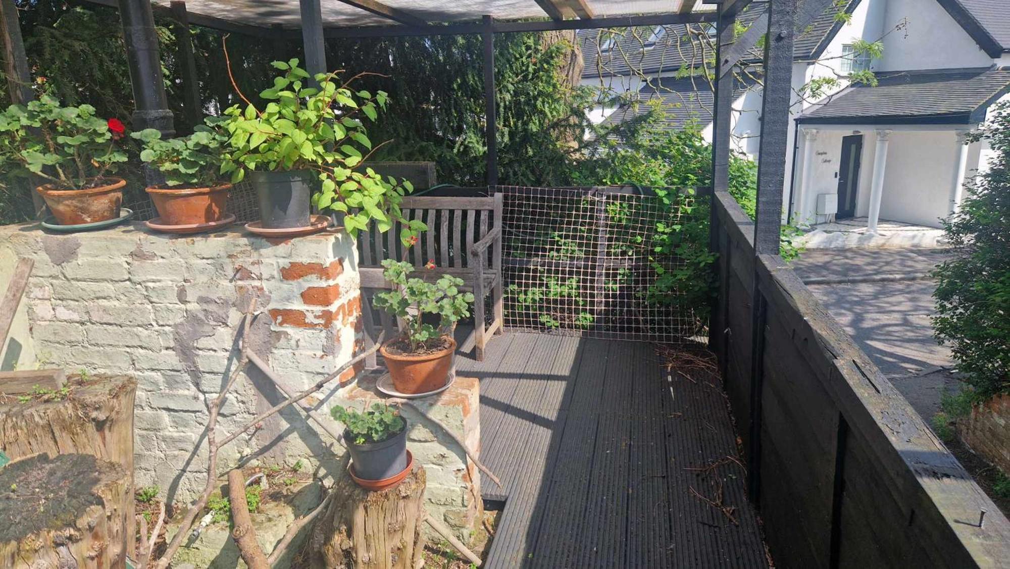 Converted Bungalow In Bexley Londra Esterno foto